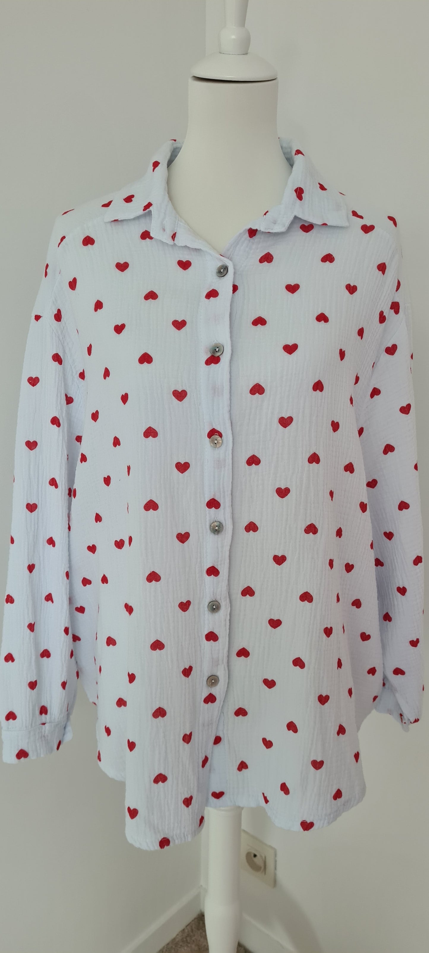 Chemise gaze de coton motifs cœurs rouge Taille unique